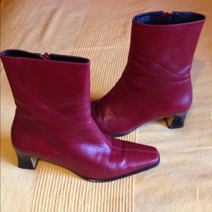 Etienne Aigner red  real leather small heeled boot